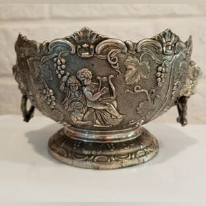 Vintage Silverplate Bowl, Ornate design, Original Patina